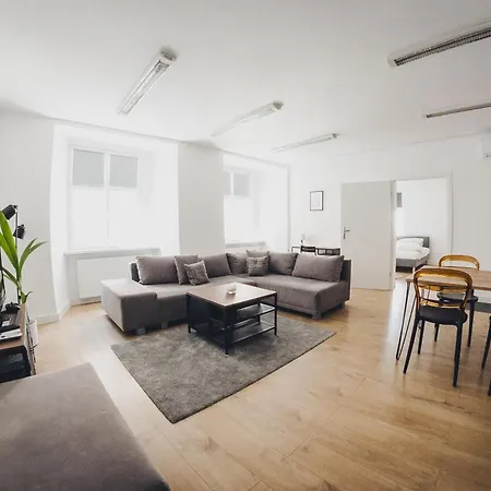 Cos Zydowska 33 Apartmán Poznaň
